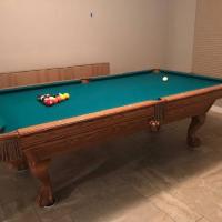 Pool Table 8 Ft